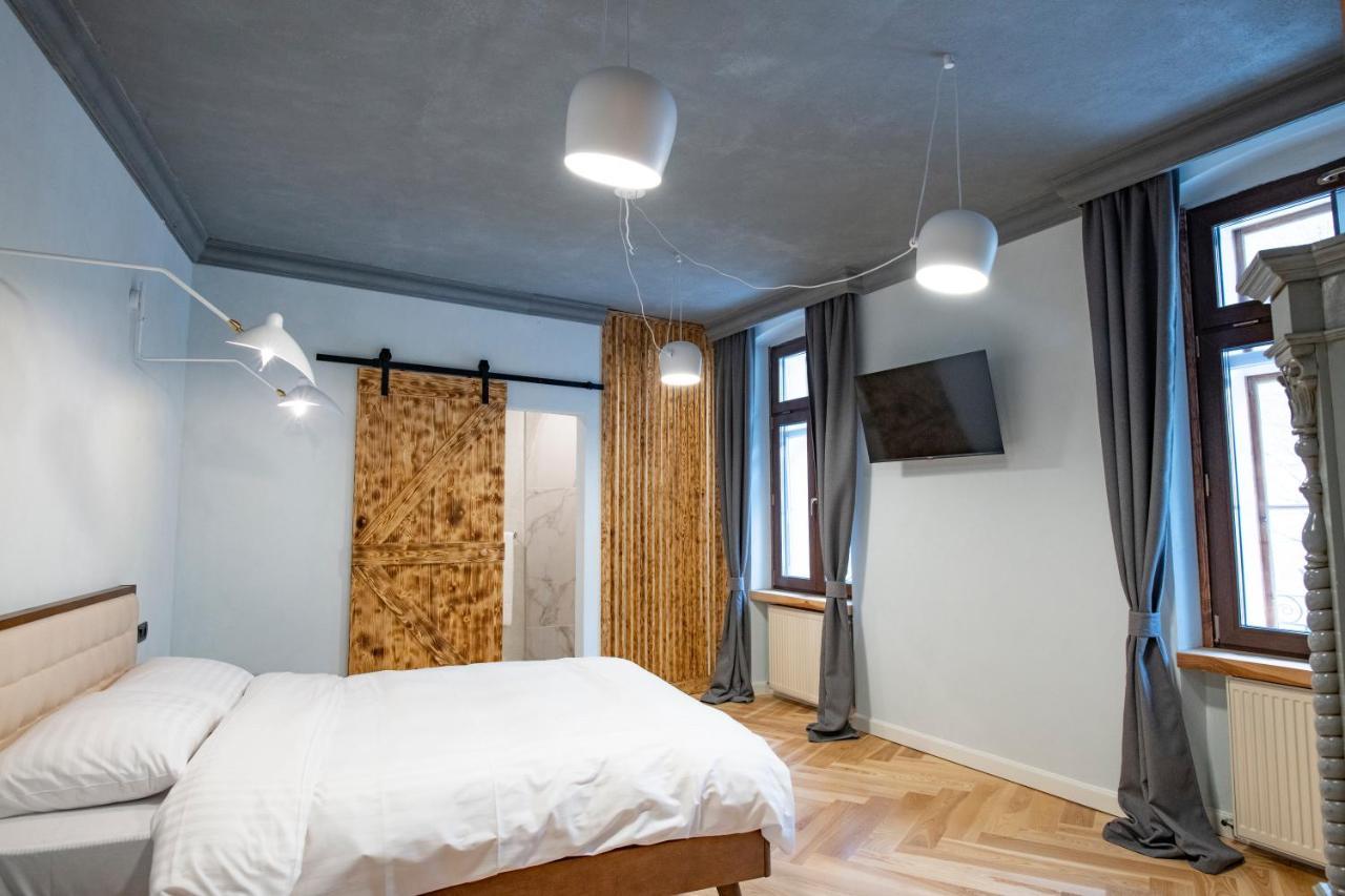 Barrique Chambers Hotel Brasov Bagian luar foto