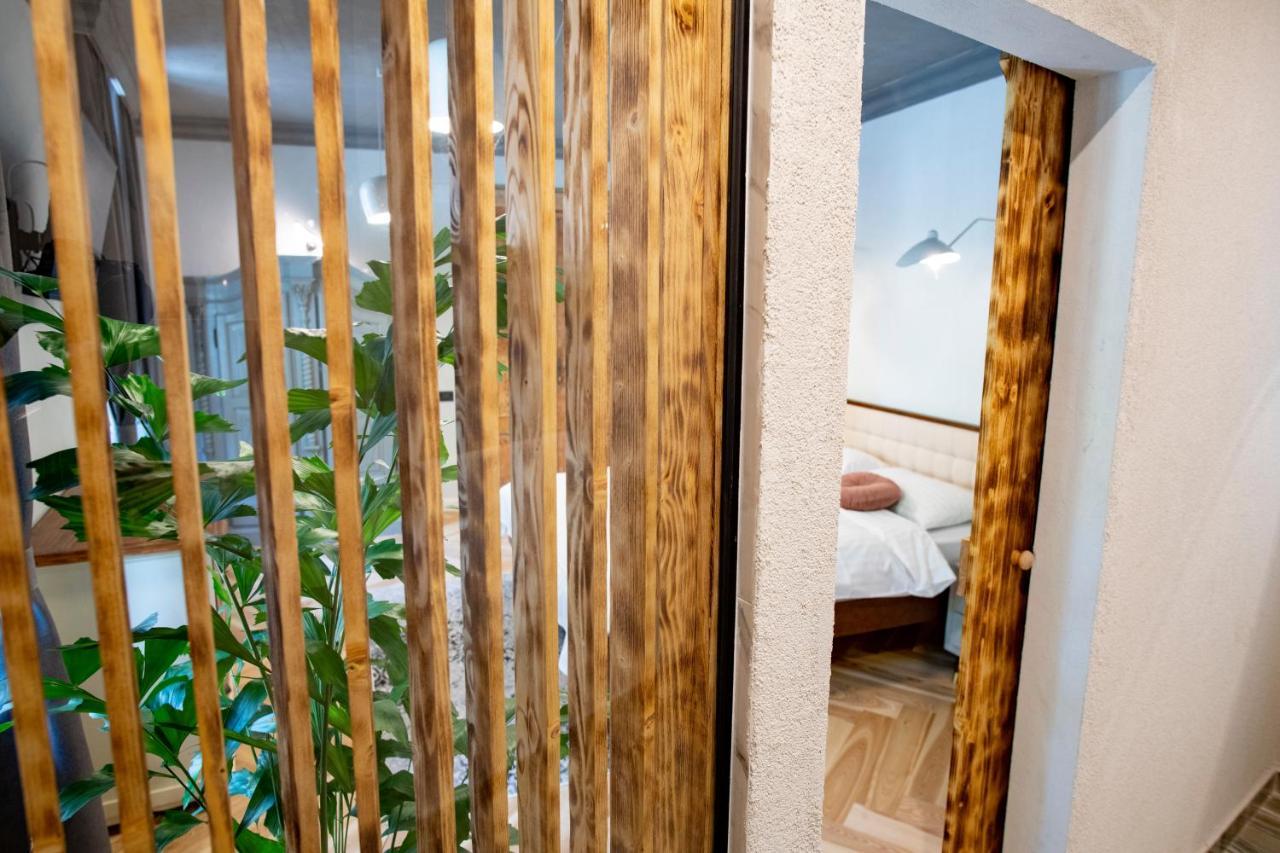 Barrique Chambers Hotel Brasov Bagian luar foto