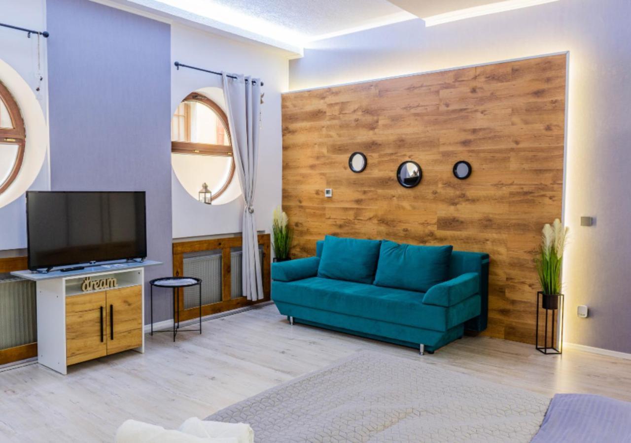 Barrique Chambers Hotel Brasov Bagian luar foto