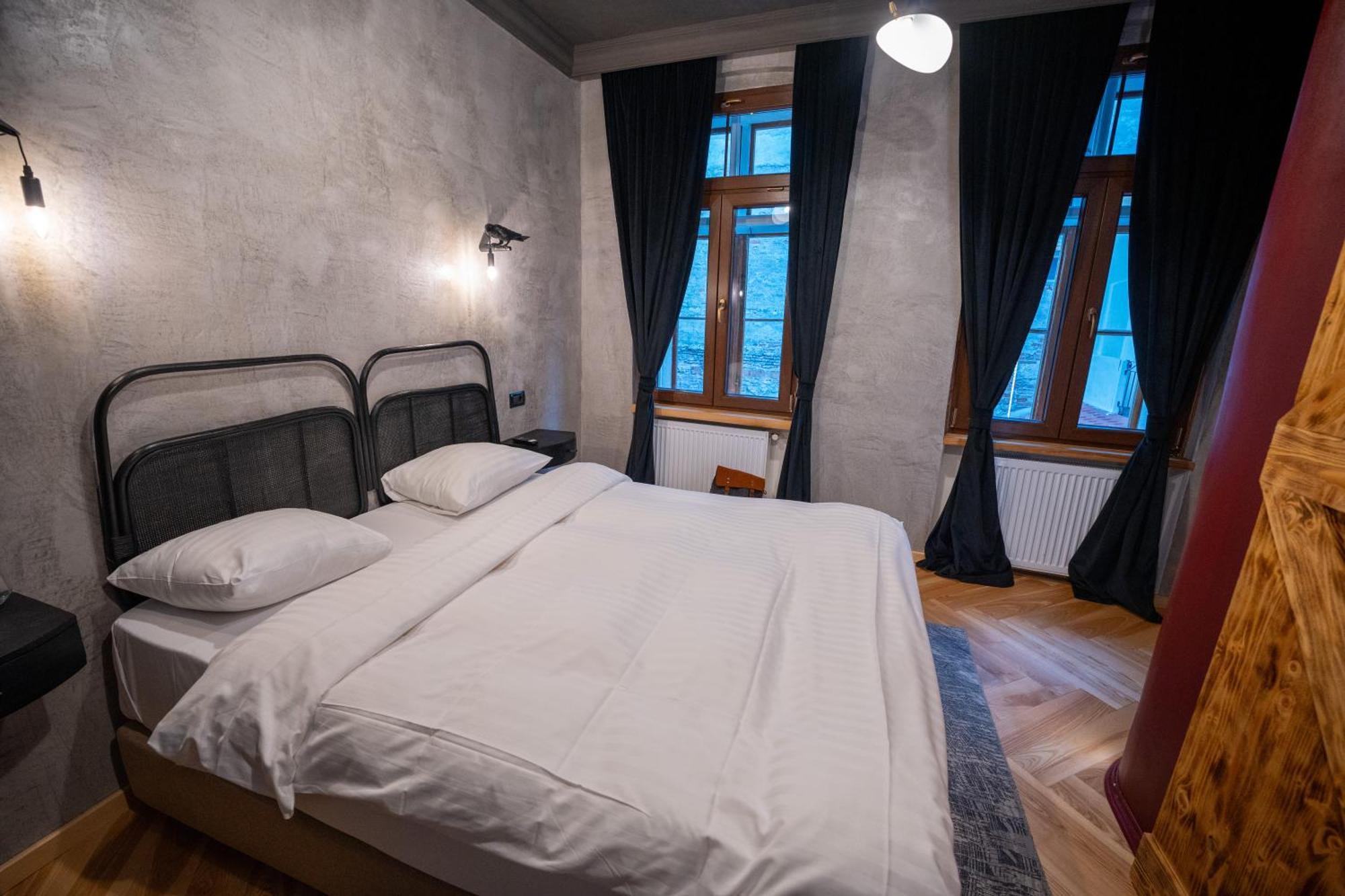 Barrique Chambers Hotel Brasov Bagian luar foto